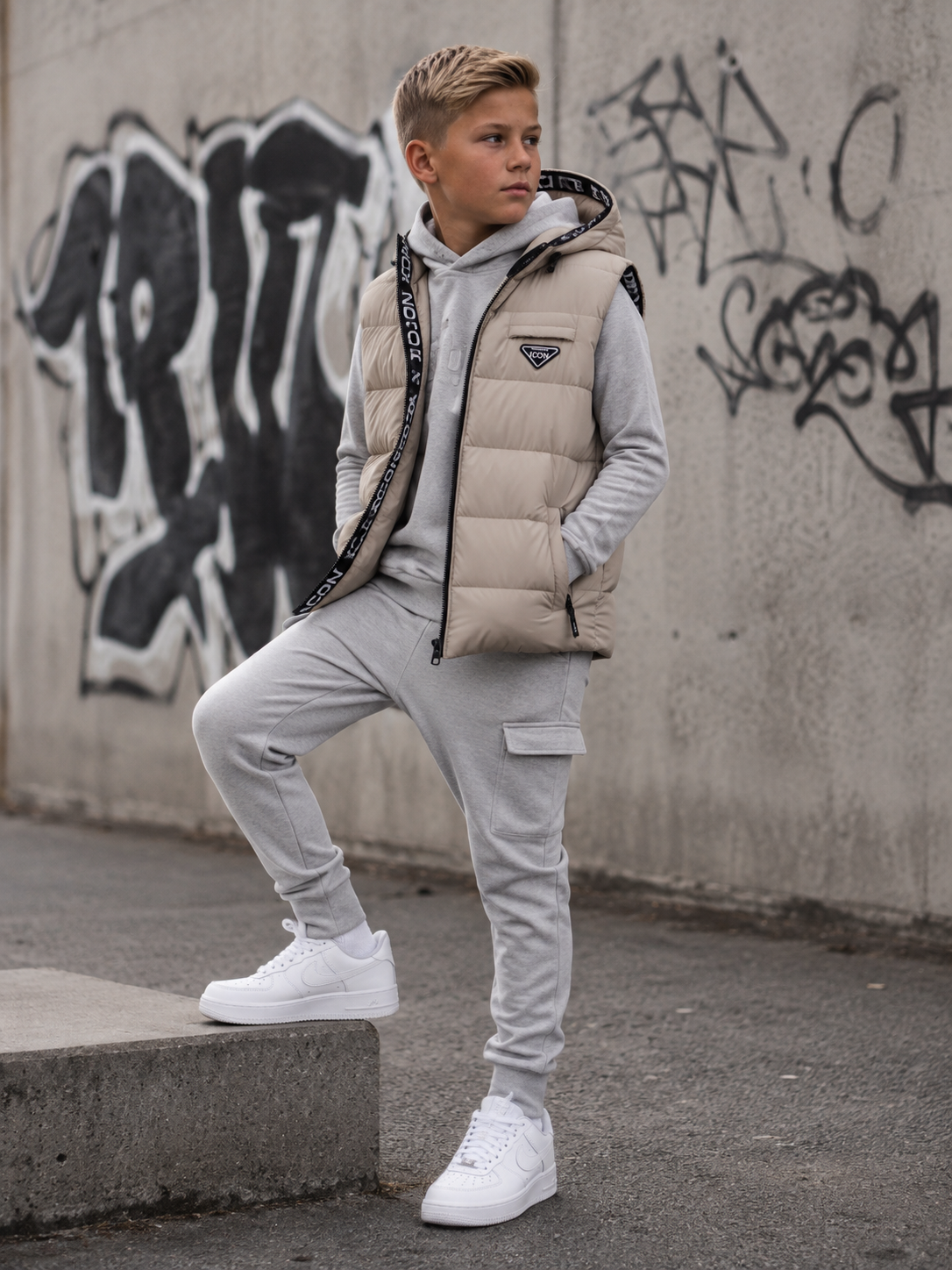 ICON Original Jongens Bodywarmer Beige met Capuchon